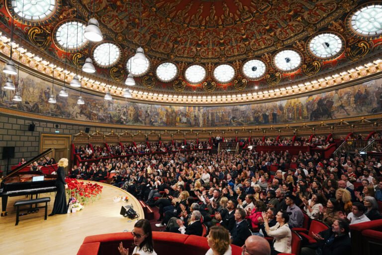 Recital de pian Alexandra Silocea cu interludii lirice interpretate de Natalia Cebanu la Ateneul Român - Festivalul AICI A STAT - Ediția Silvia Șerbescu - credit foto Alex Damian