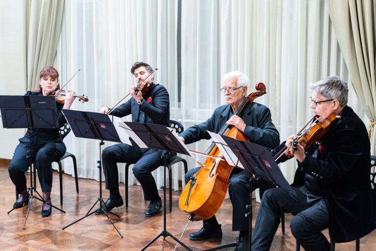 Recital al Cvartetului #Aiciastat la Plan4 - Festivalul AICI A STAT - Ediția Silvia Șerbescu - credit foto Anca Arambasa