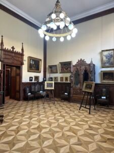 Interiorul Muzeului Theodor Aman